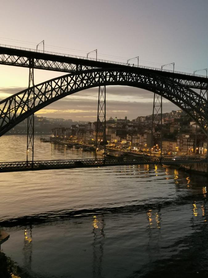 Bridge It - Suites & Views Vila Nova de Gaia Buitenkant foto